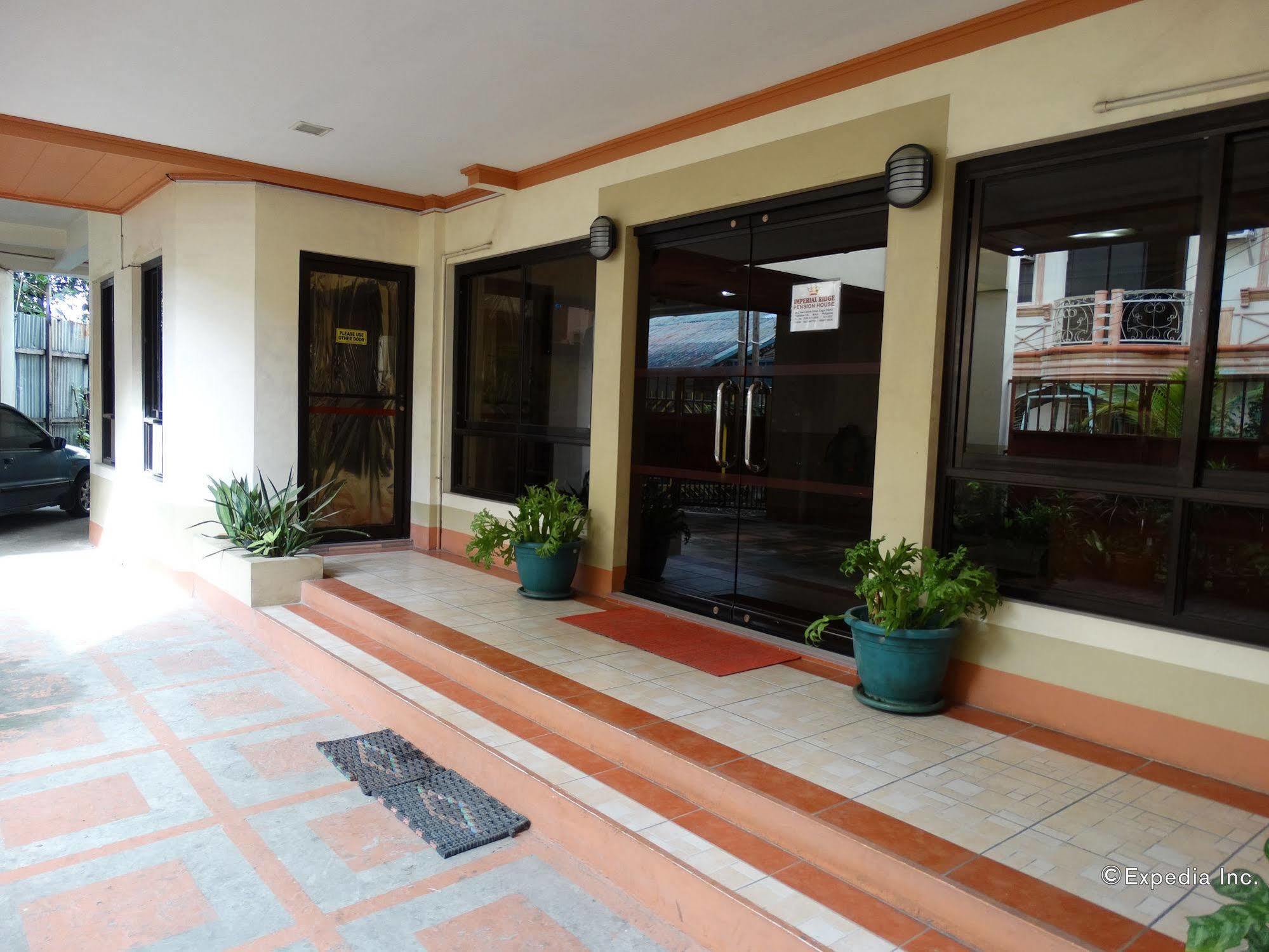 อิมพีเรียล ริดจ์ เพนชัน เฮาส์ Bed & Breakfast ตักบีลารัน ซิตี ภายนอก รูปภาพ